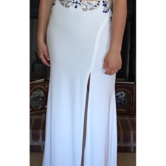 Prom dress - Picture 5 of 5